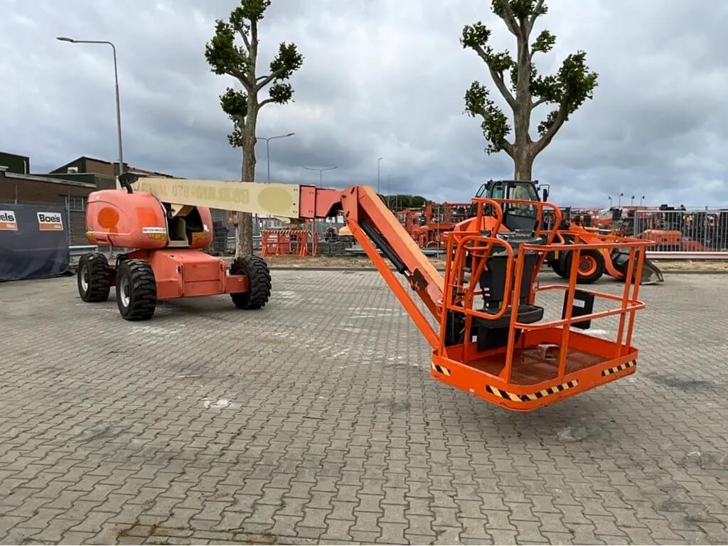 Platformë Ajrore JLG 660SJZ 4x4 – 22,3 m
