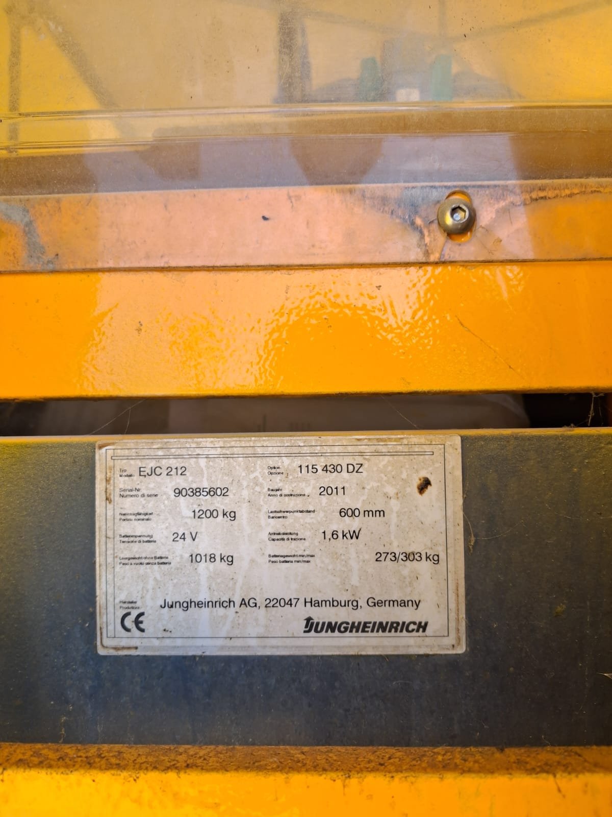 Transpaletë elektrike Jungheinrich EJC 212 1