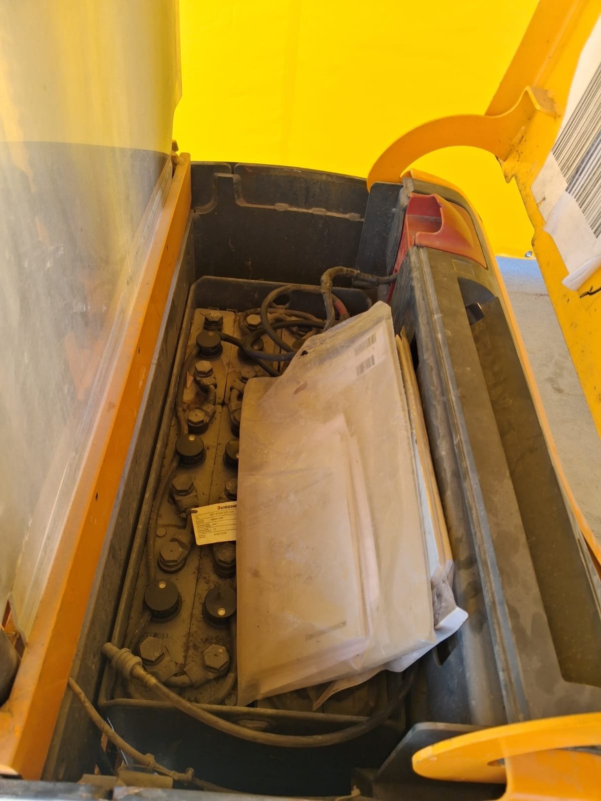 Transpaletë elektrike Jungheinrich EJC 212 2